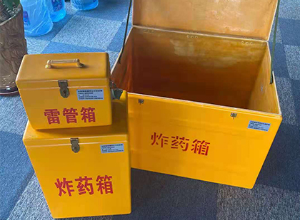 天门玻璃雷管箱生产标准全解析：安全、性能与合规的基石